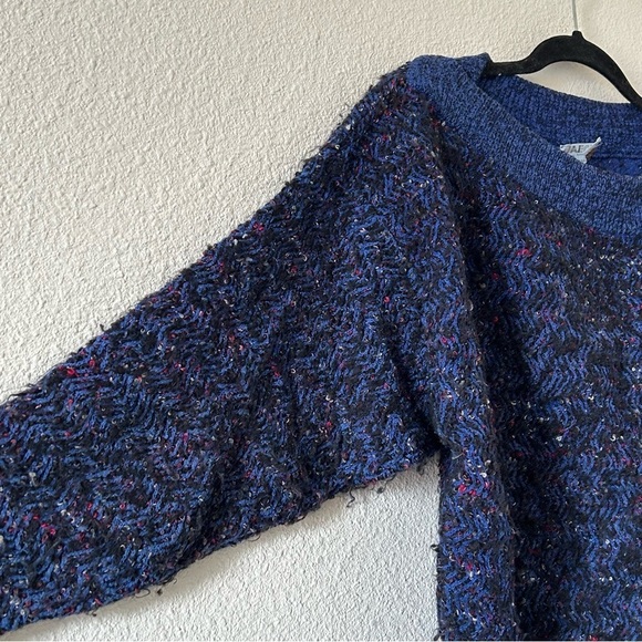 Jaeger VTG Wool Blend Women’s Knit Sweater Fit Small 32”Blue Retro Dolman Sleeve - Picture 4 of 13